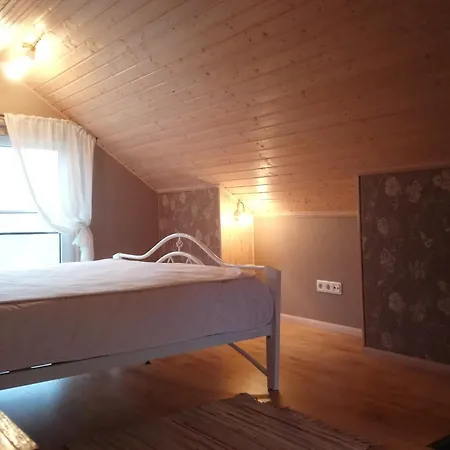 Kelluka House Guest house *