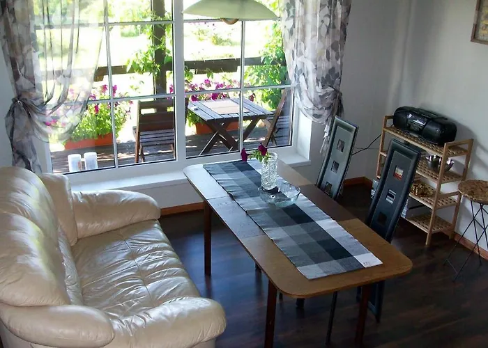 Kelluka House 3* Parispea